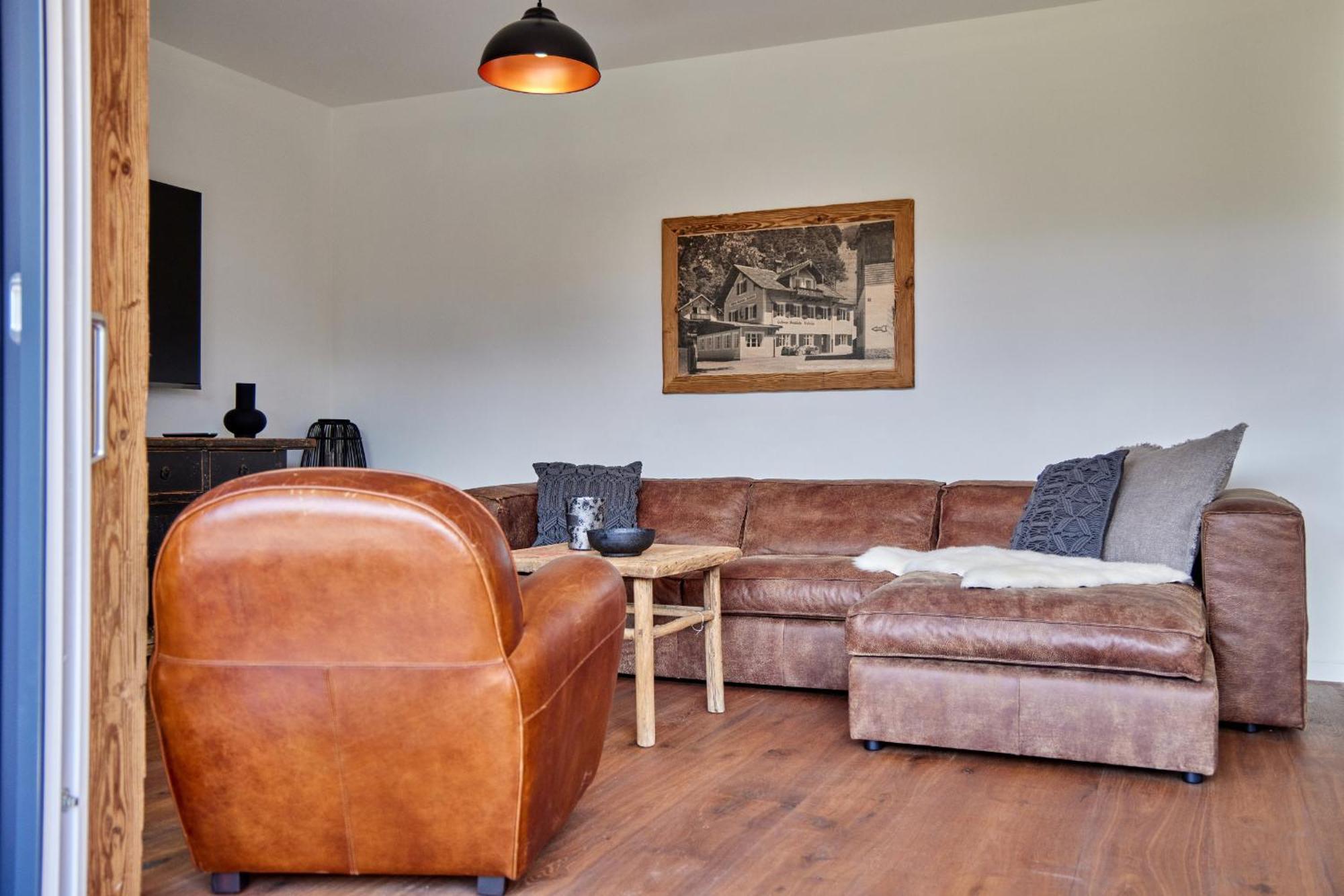 Sunshine Wood'n Rustic *